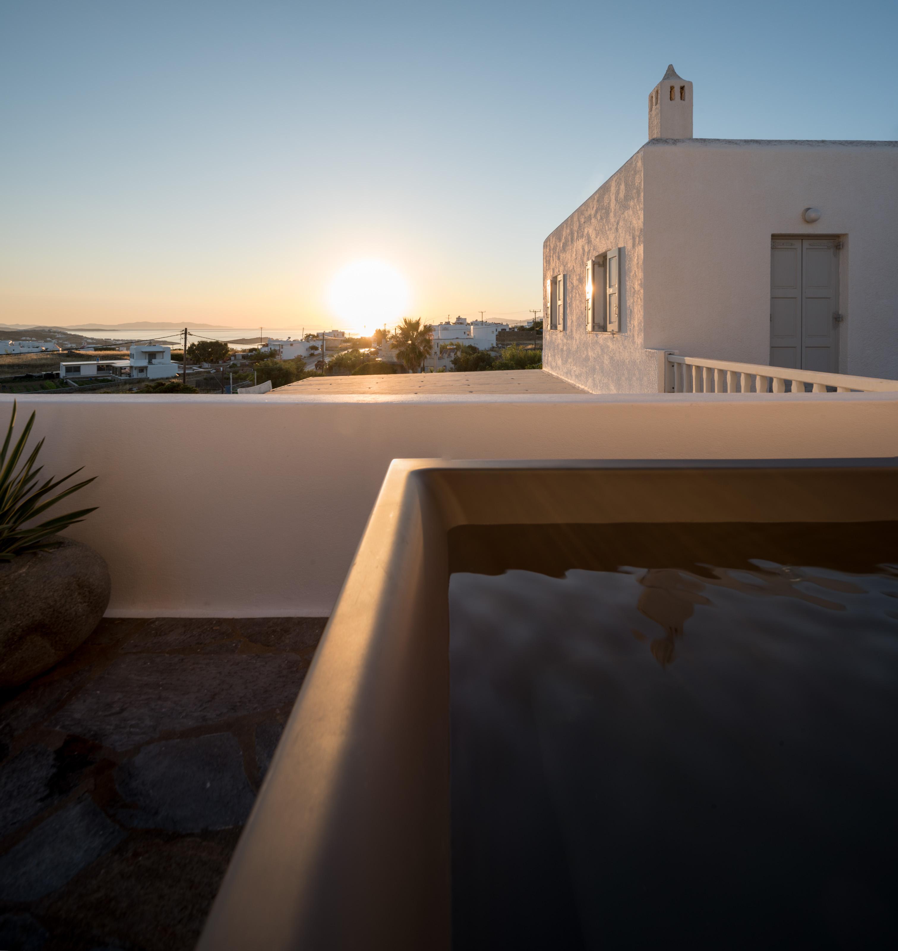 Vrachos Suites Mykonos Mykonos Town Экстерьер фото